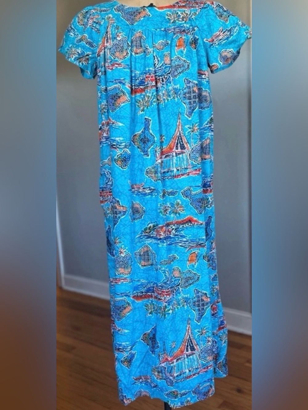 Vintage Tropical Hawaiian Muumuu Dress
